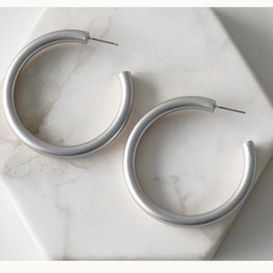 Kinsley Armelle Silver Maira Earrings !!